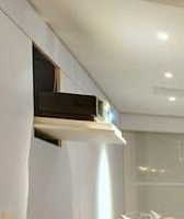 Моторизованный настенный кронштейн откидного типа для проектора TEGAR WMP-1